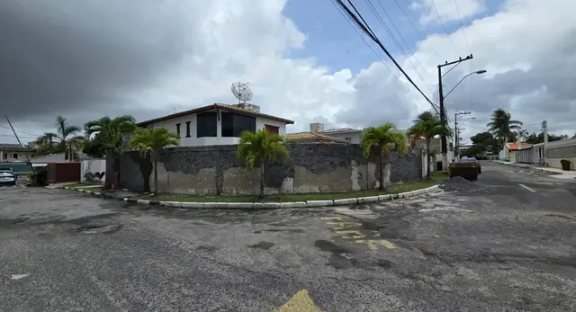 Diagnóstico — muro externo com deterioração avançada — QL Engenharia